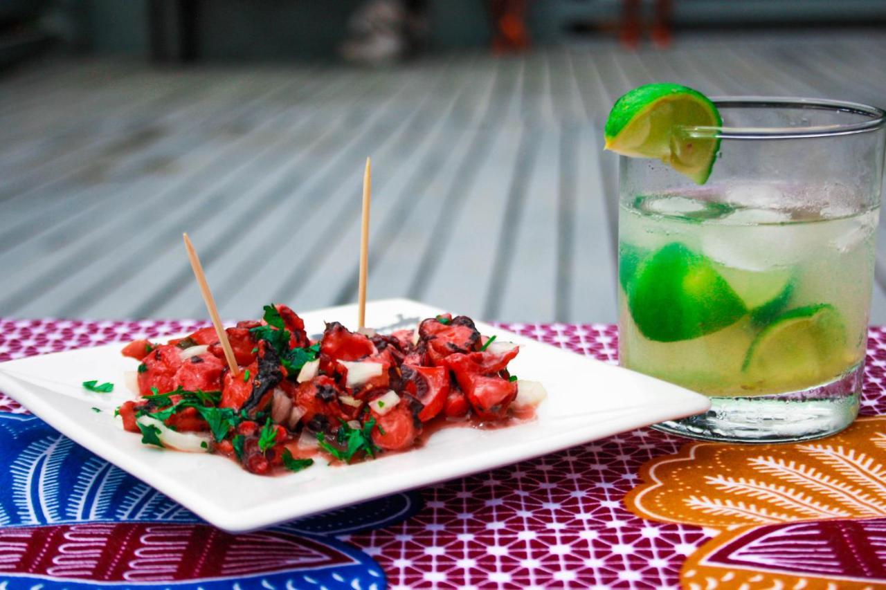 Casa Cantagalo - Guest House & Bar Restaurant Santana Ngoại thất bức ảnh