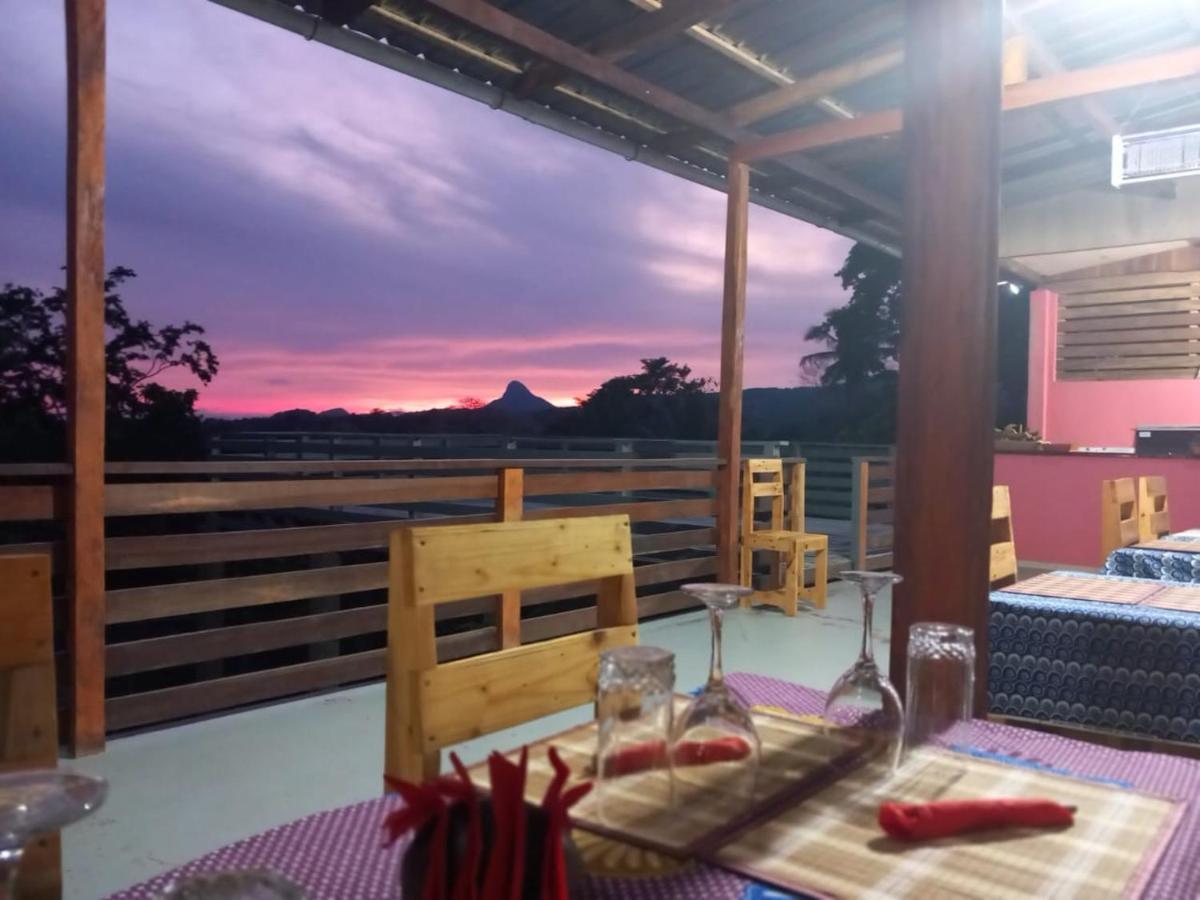 Casa Cantagalo - Guest House & Bar Restaurant Santana Ngoại thất bức ảnh